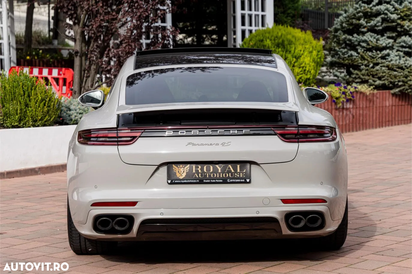 Porsche Panamera 4S - 12