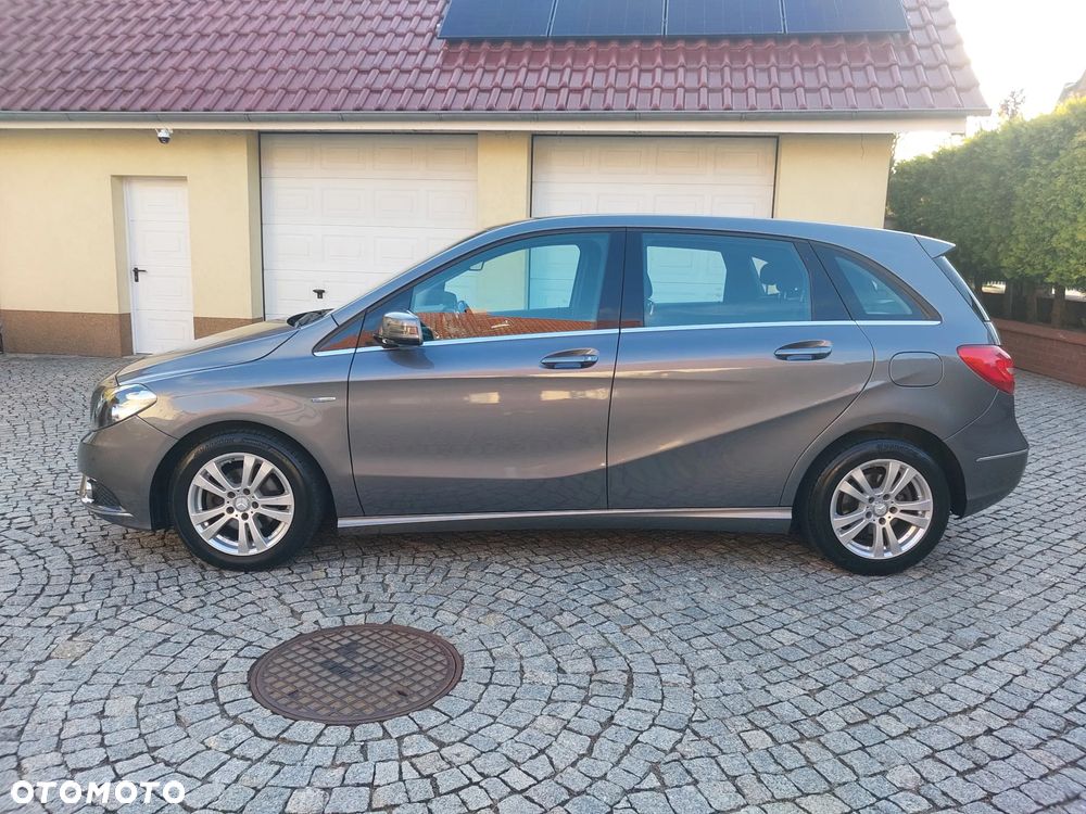 Mercedes-Benz Klasa B 180 CDI (BlueEFFICIENCY) - 3