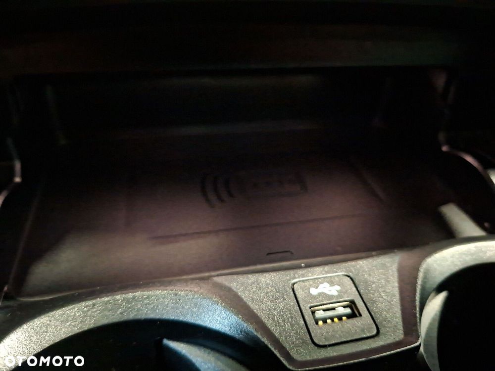 BMW Seria 3 - 24