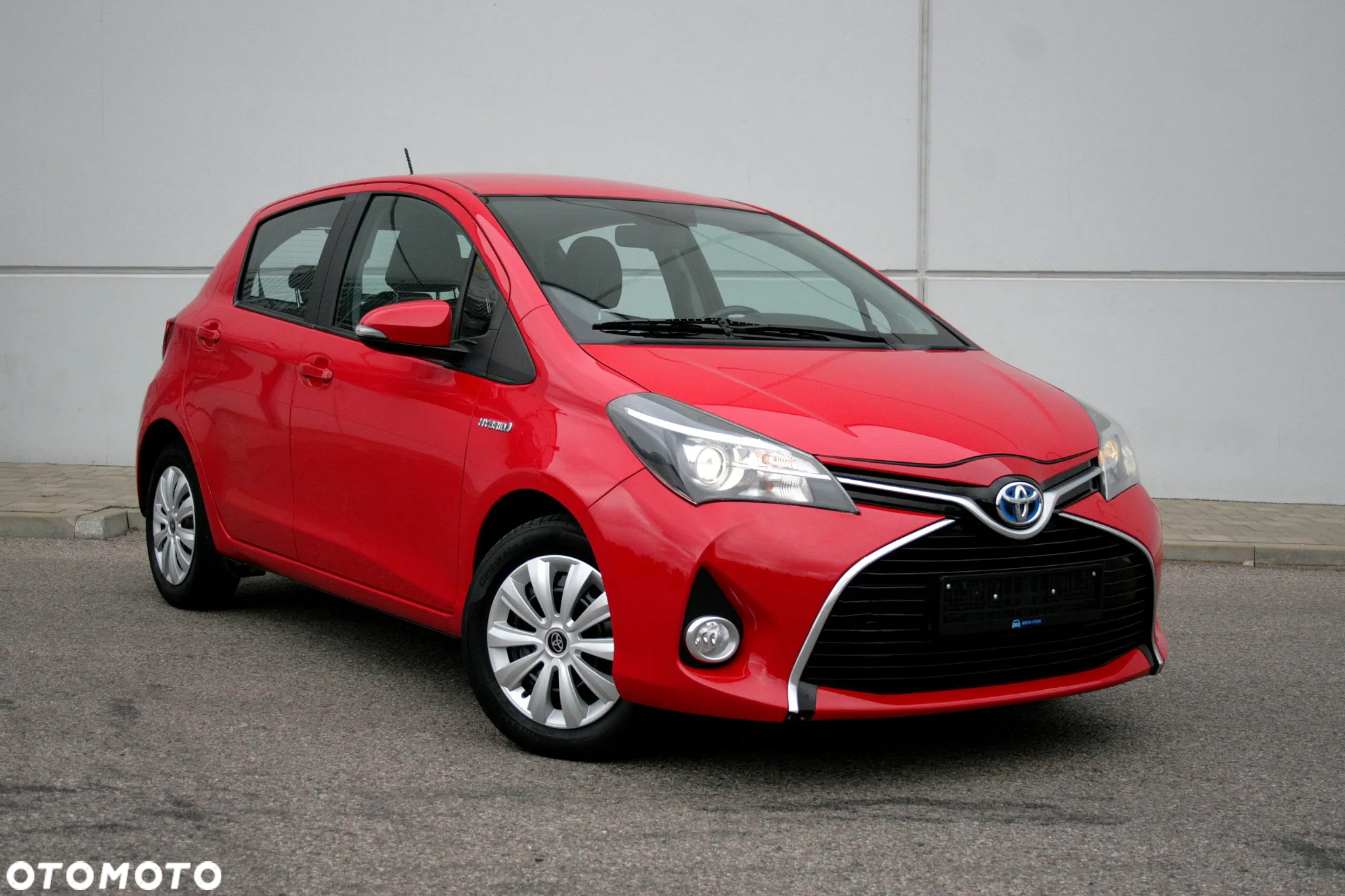 Toyota Yaris Hybrid 1.5 VVT-i - 2