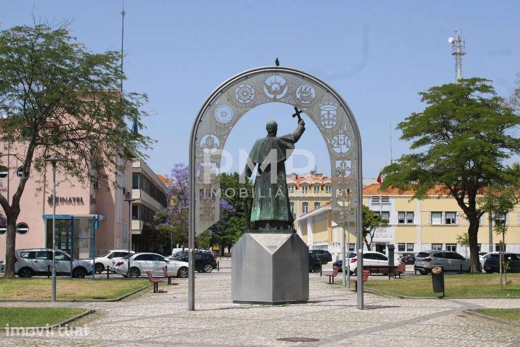 Investimento em Setúbal - Apartamento T1 com inquilino e terraço - Grande imagem: 3/17