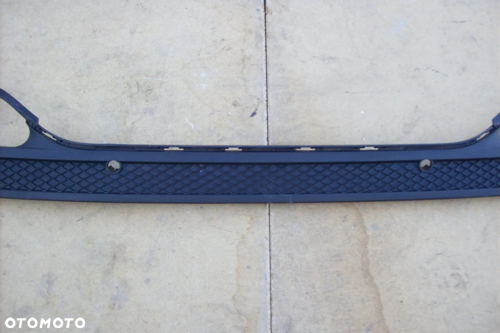 SPOILER ZDERZAKA TYLNEGO MERCEDES C-KLASA AMG W205 - 3