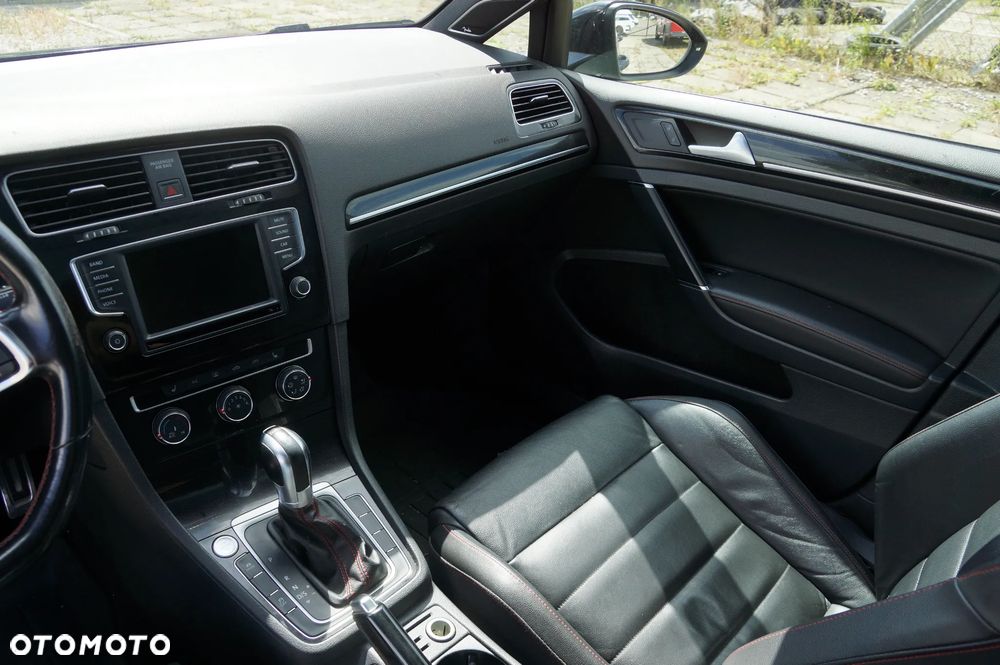 Volkswagen Golf 2.0 TSI BMT GTI DSG - 16