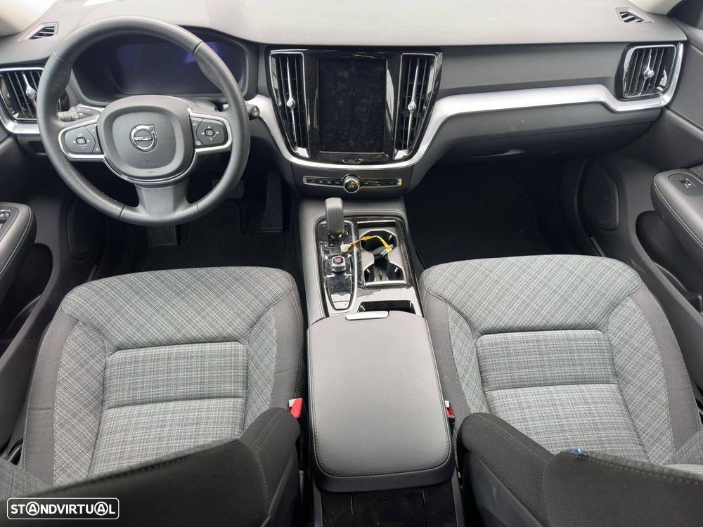 Volvo V60 2.0 T6 AWD TE Core - 2