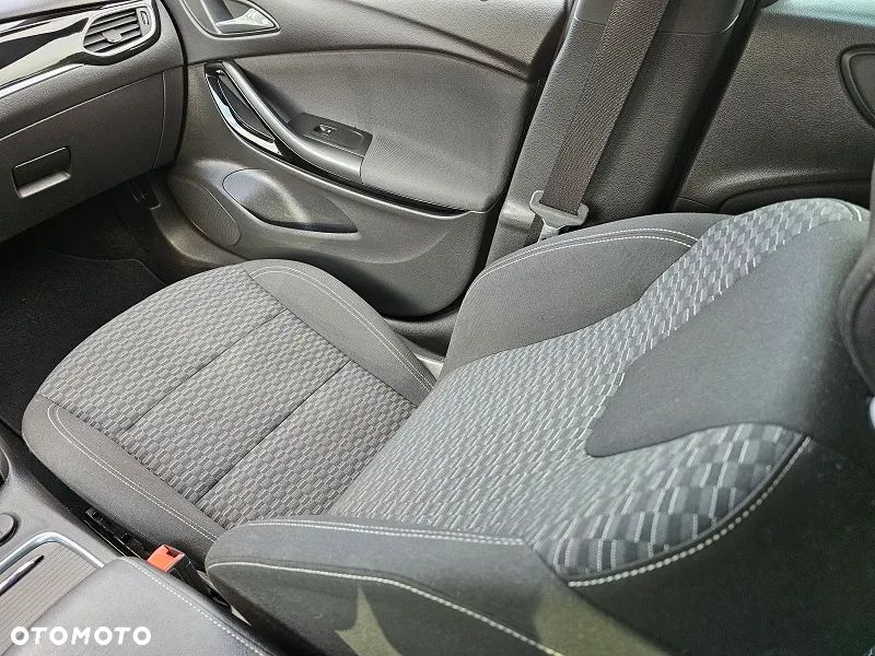 Opel Astra 1.4 Turbo Dynamic - 23
