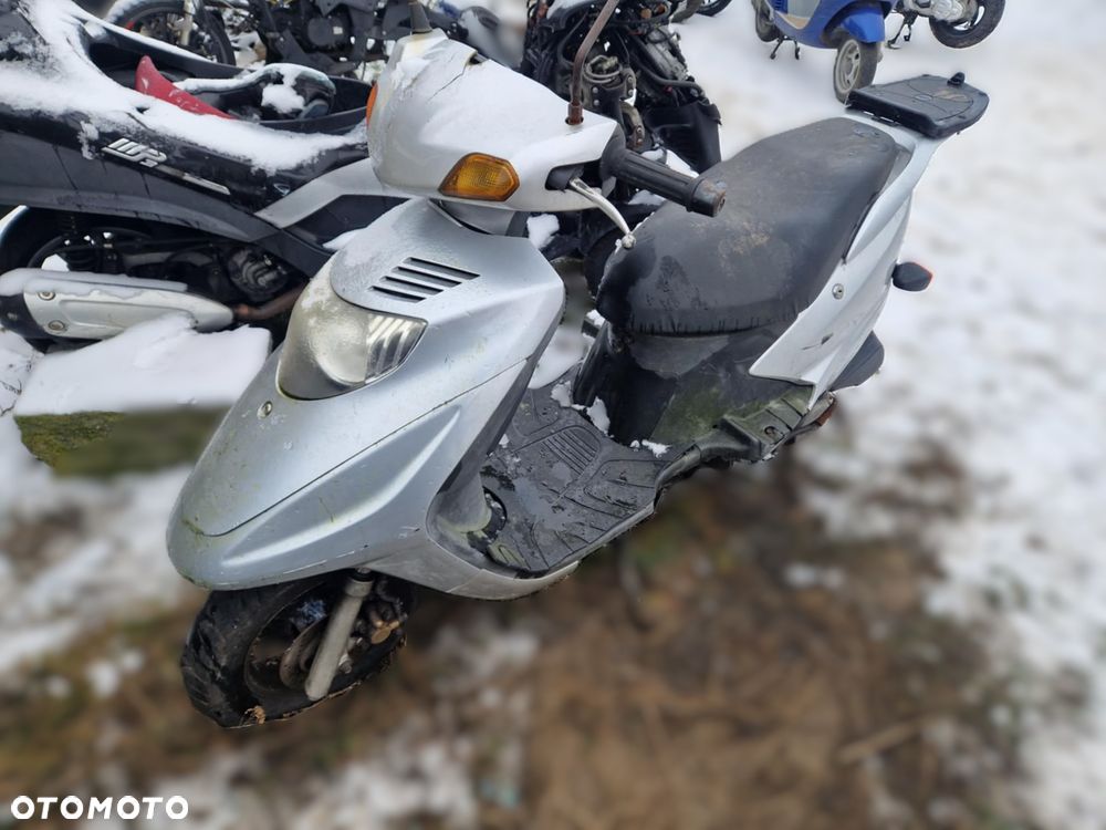 Suzuki AN 125 cały na części silnik lampa lagi czasza - 1