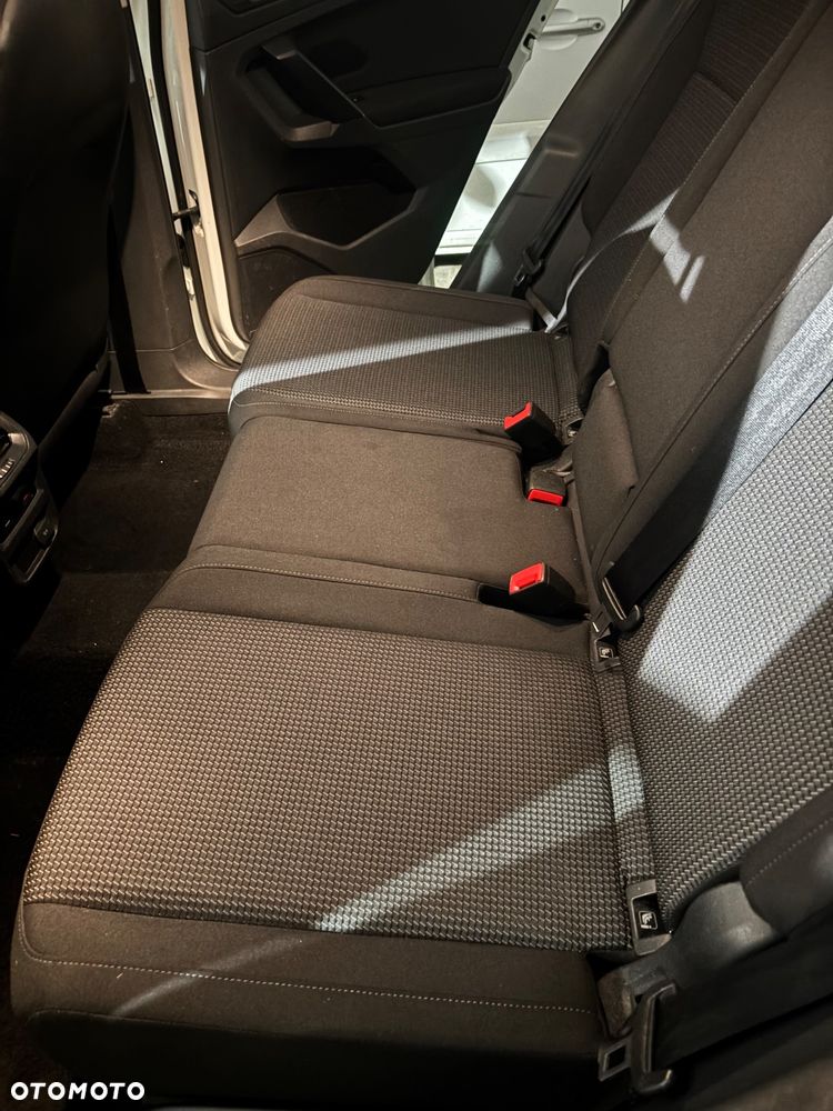 Volkswagen Tiguan - 10