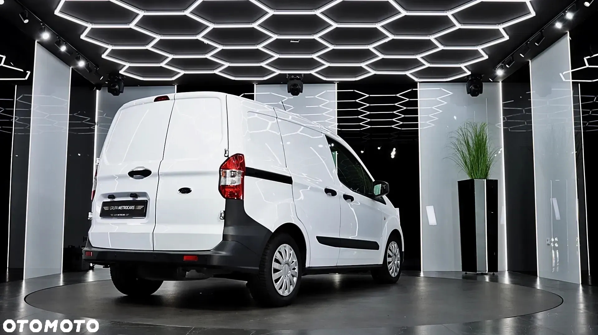 Ford Transit Courier 1.0 EcoBoost Trend - 9