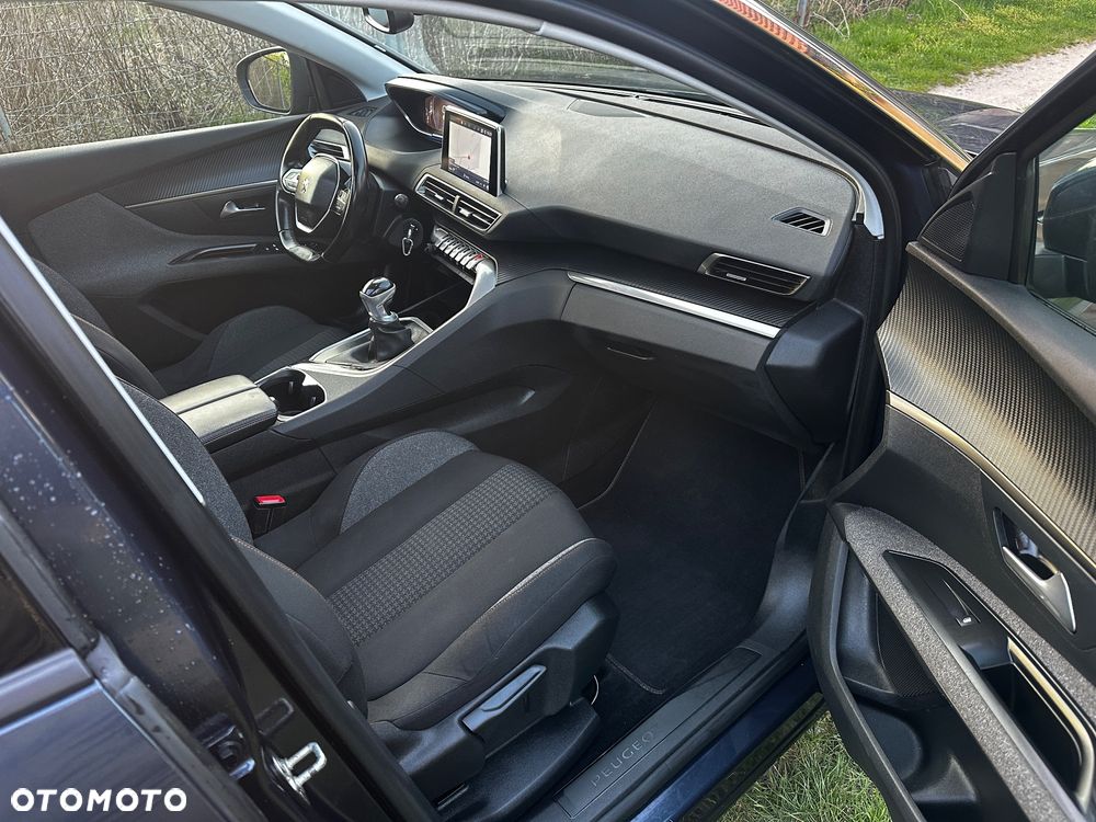 Peugeot 5008 PureTech 130 Allure - 20