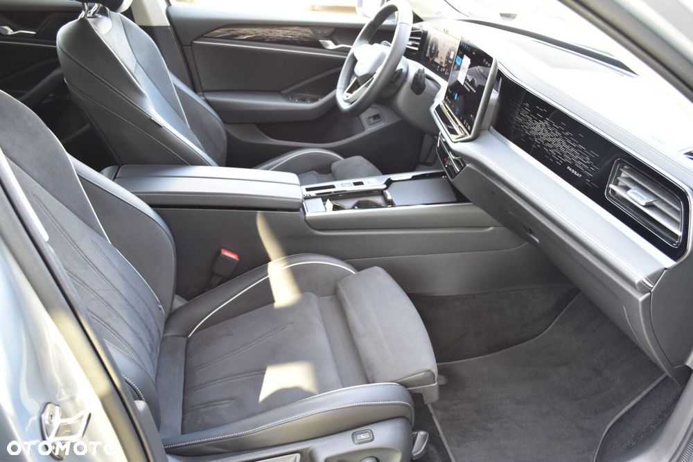 Volkswagen Passat - 37