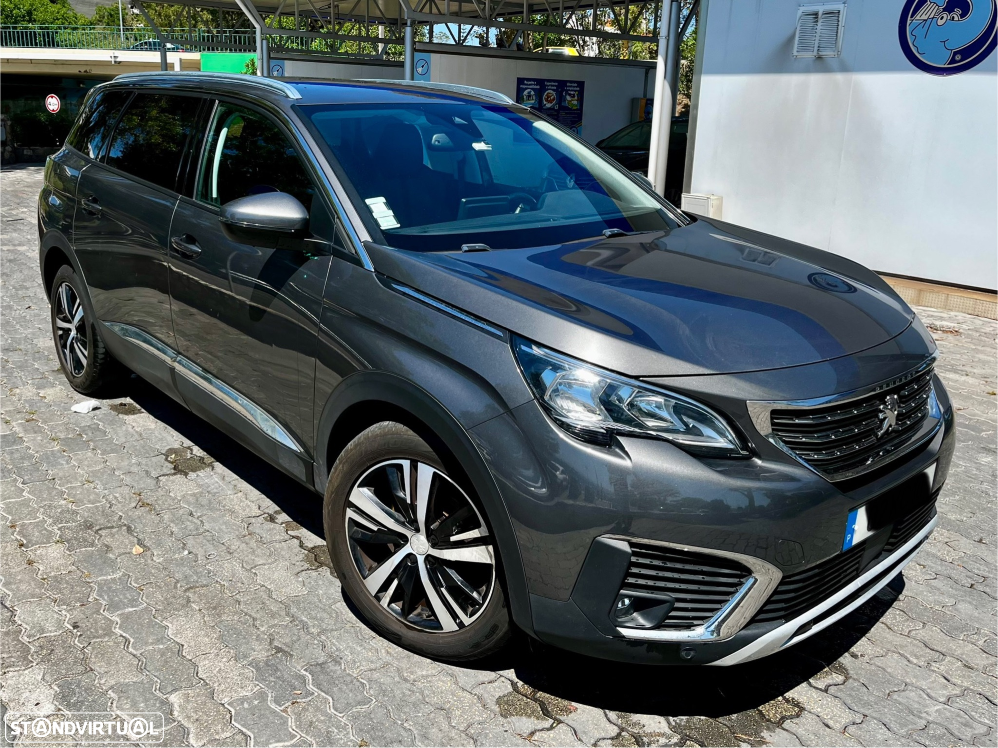 Peugeot 5008 1.5 BlueHDi Allure EAT8 - 2
