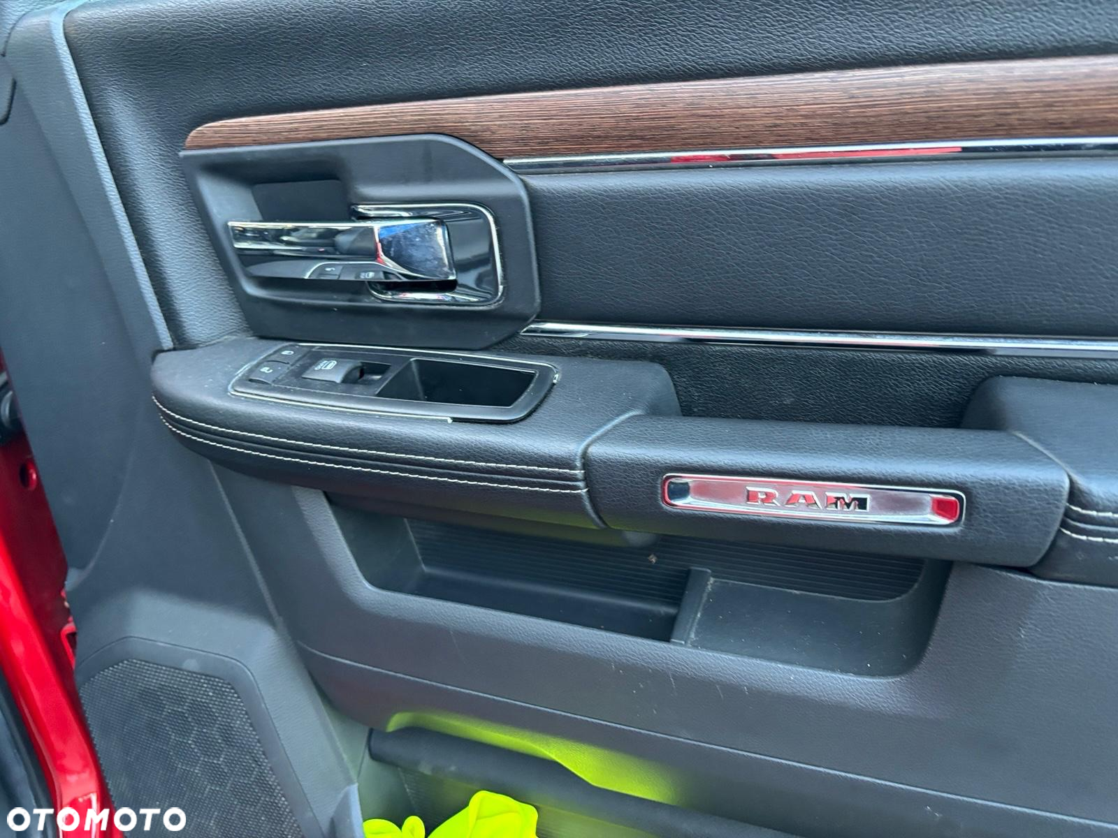 Dodge RAM 1500 5.7 4x4 - 34