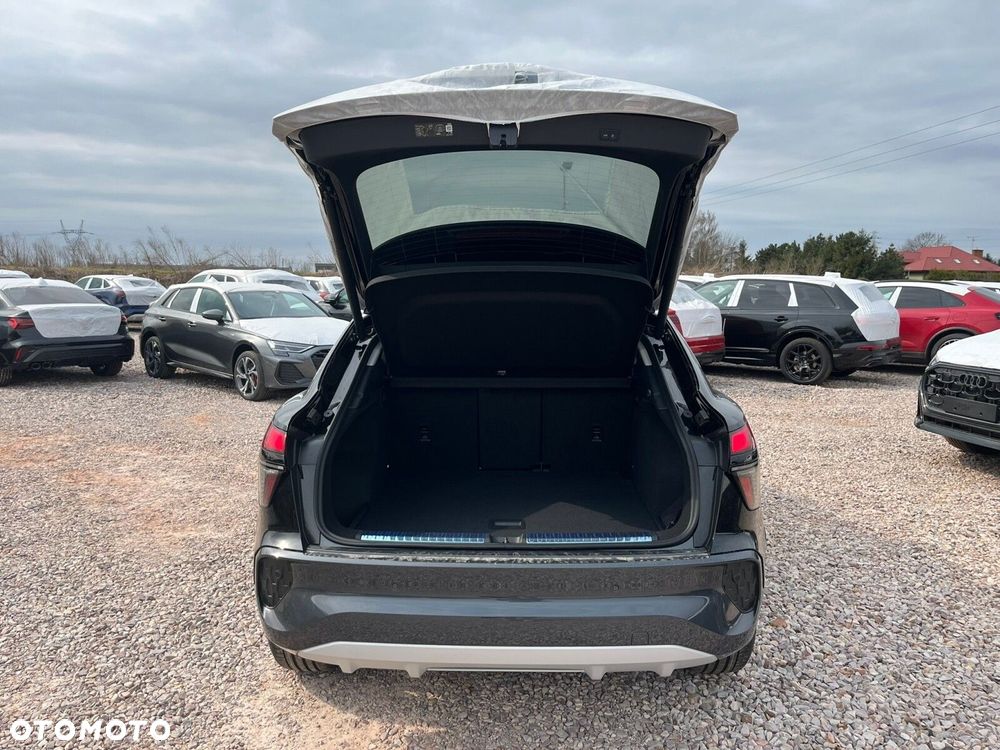 Audi Q3 Sportback - 5