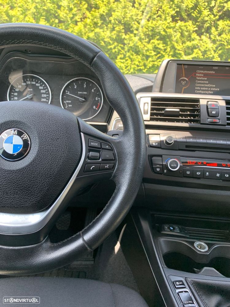 BMW 120 d Line Sport - 29