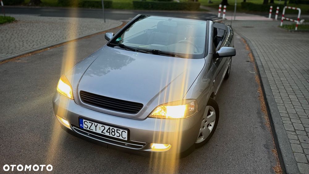 Opel Astra 1.8 Bertone - 12