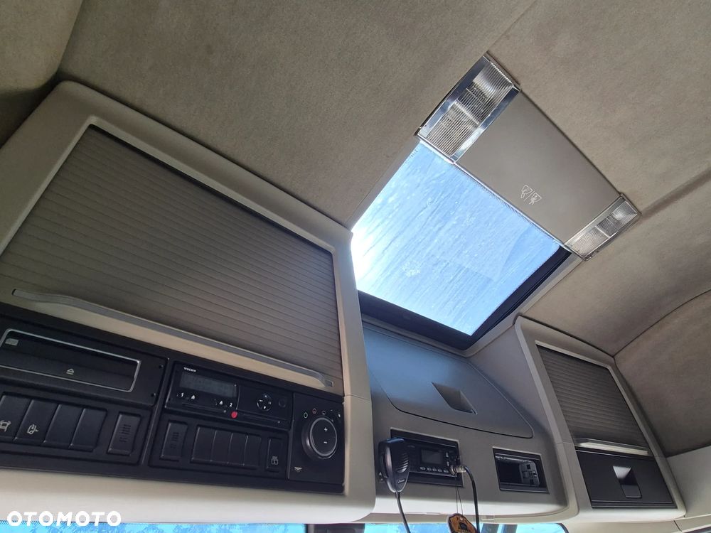 Volvo FH Low deck , mega . - 12