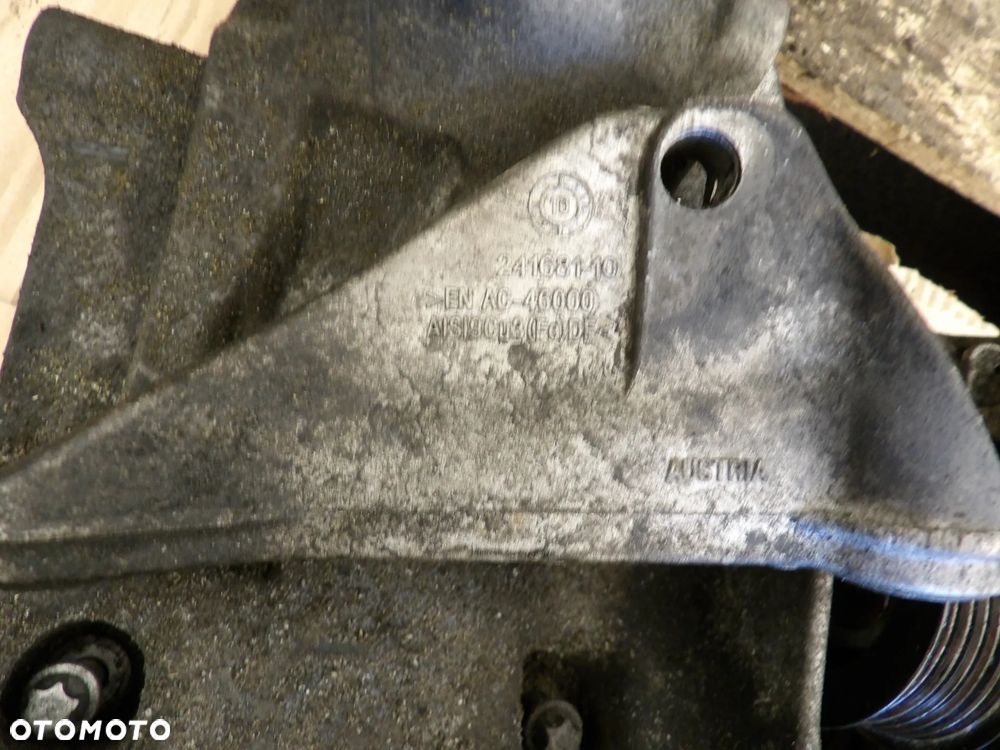 BMW - E90,E91 , N47 - POMPA WODY - 7790275 - 3