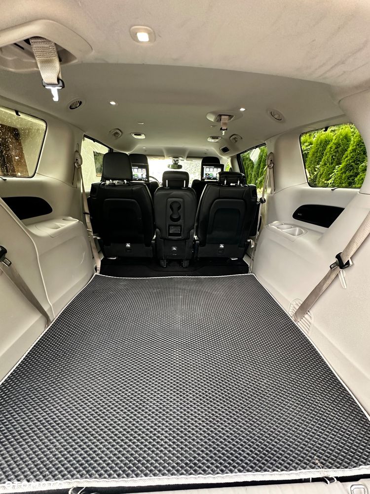 Chrysler Pacifica - 6