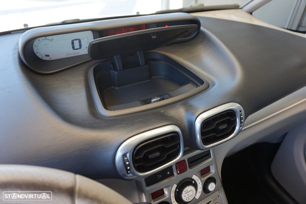Citroën C3 Picasso 1.6 HDi Exclusive Airdream - 45