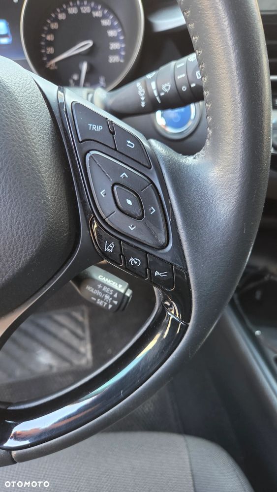 Toyota C-HR Business-Edition - 12