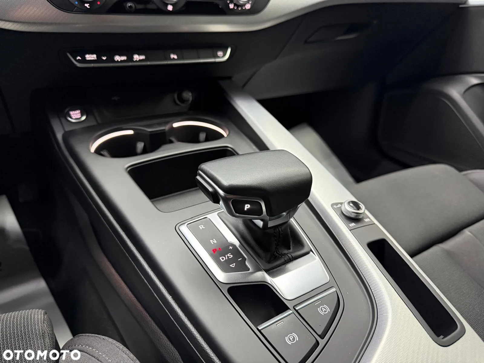 Audi A4 Avant 40 TDI quattro S tronic S line - 25