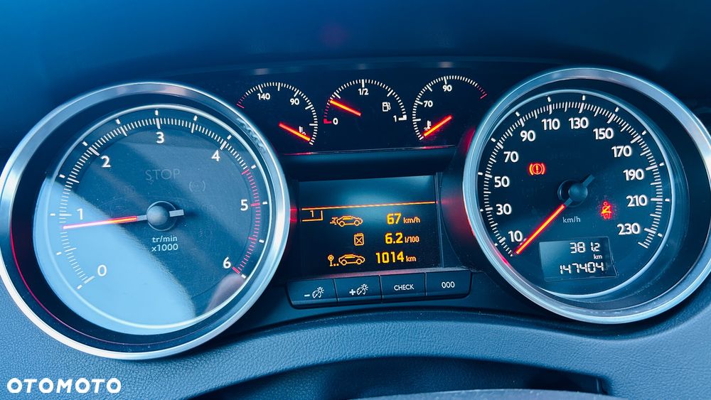 Peugeot 508 HDi FAP 165 Allure - 25
