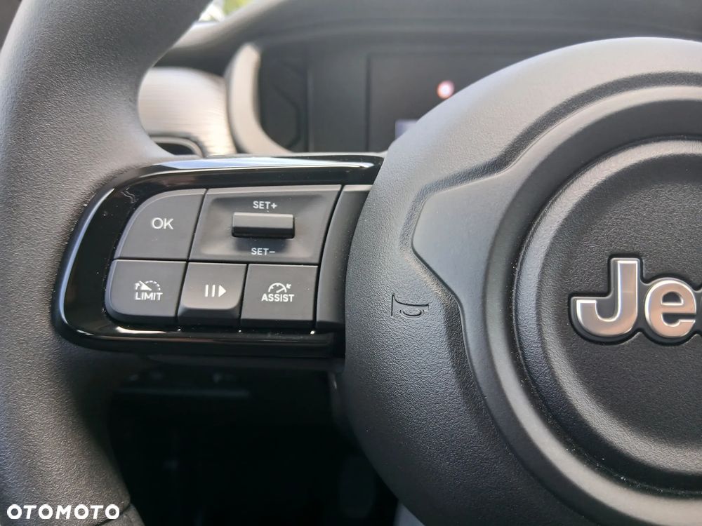 Jeep Avenger 1.2 GSE T3 Longitude FWD - 12