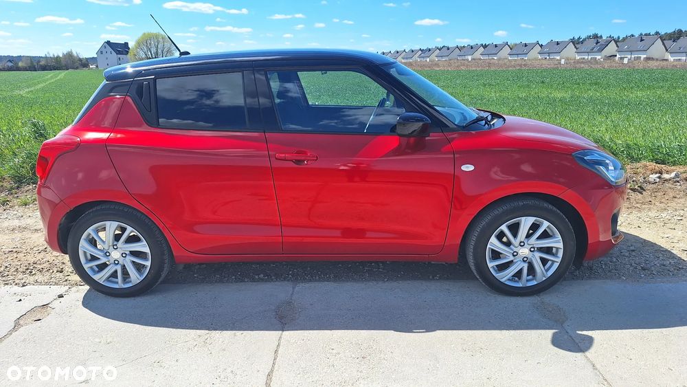 Suzuki Swift 1.2 Dualjet SHVS Premium Plus CVT - 1