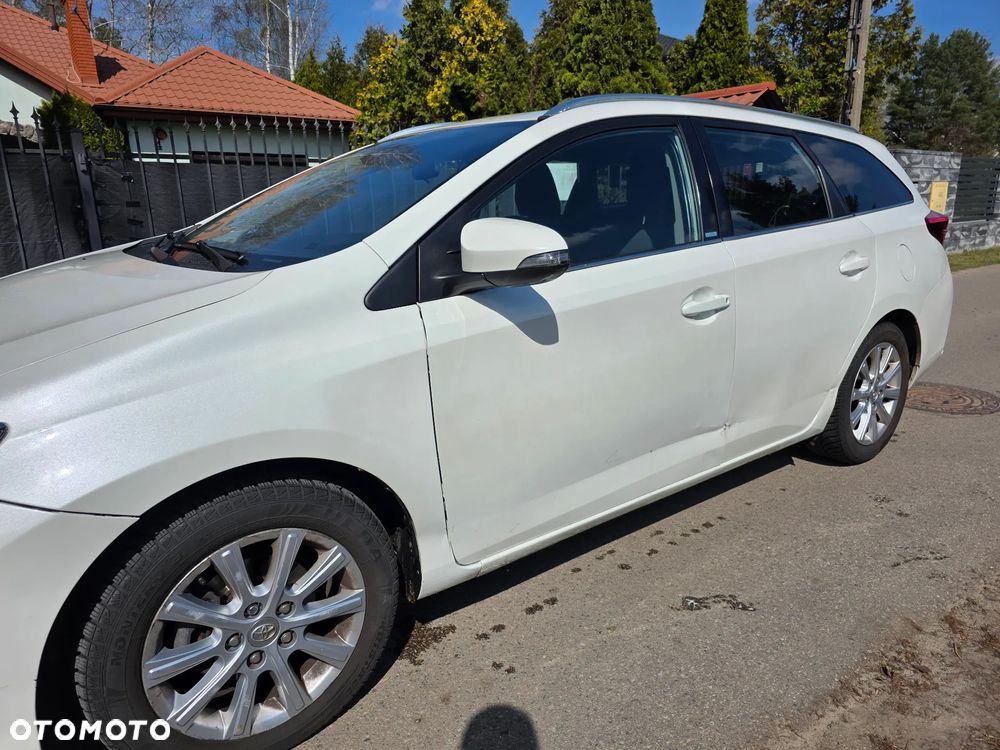 Toyota Auris 1.8 VVT-i Automatik Edition S+ - 6