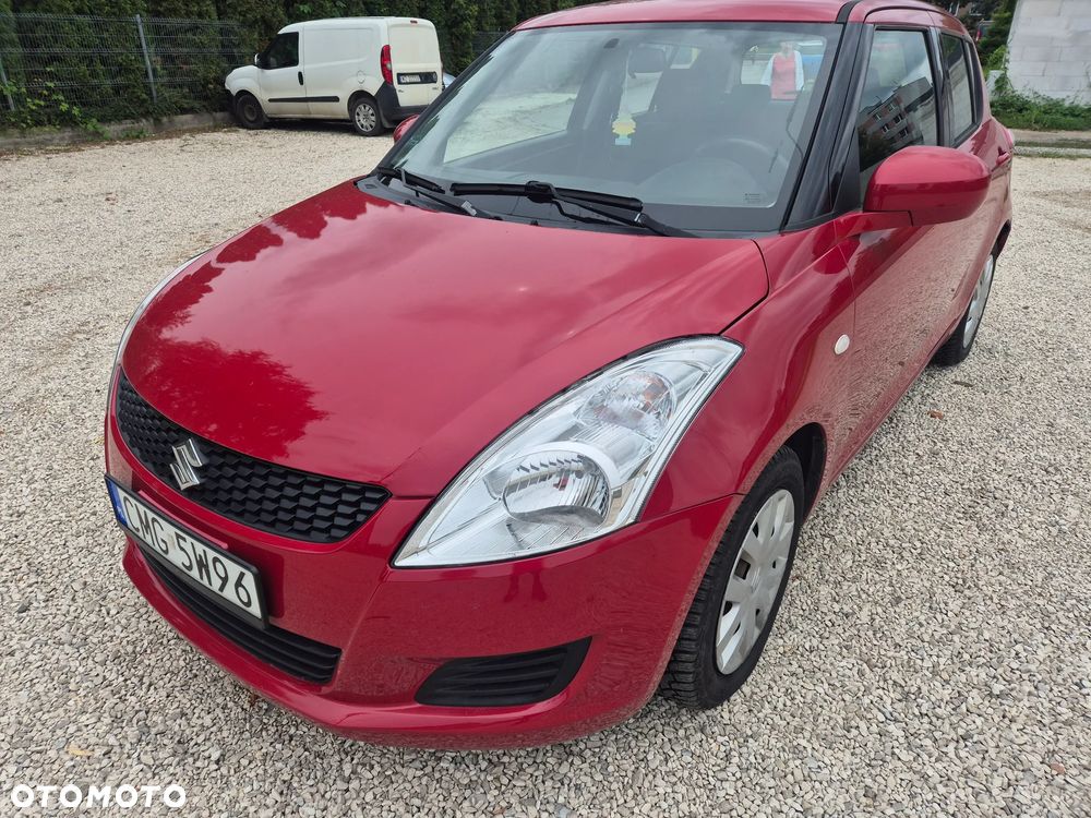 Suzuki Swift - 1