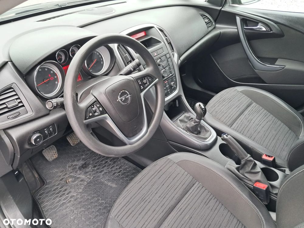 Opel Astra 1.6 Enjoy EU6 - 21