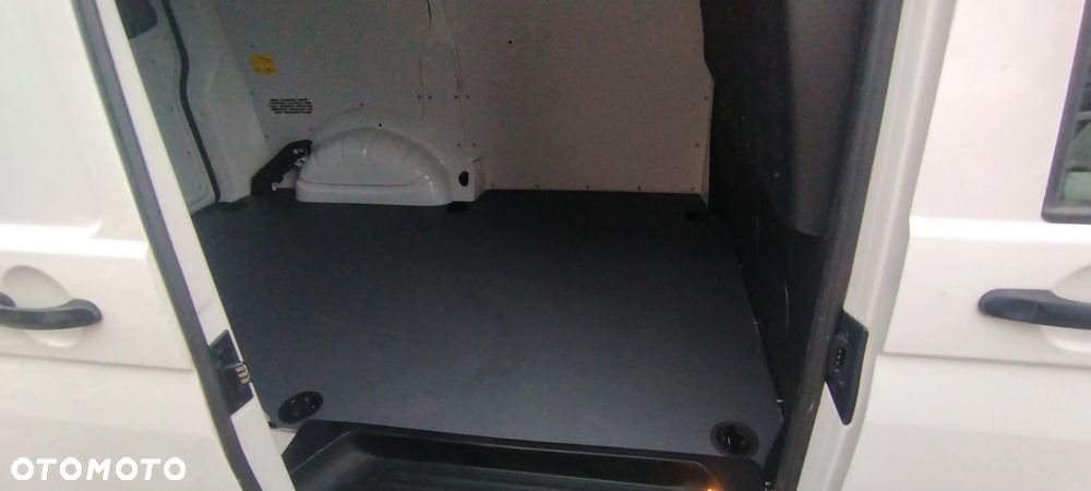Volkswagen Transporter T5 - 13