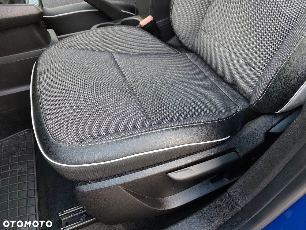 Renault Captur TCe 90 EQUILIBRE - 25