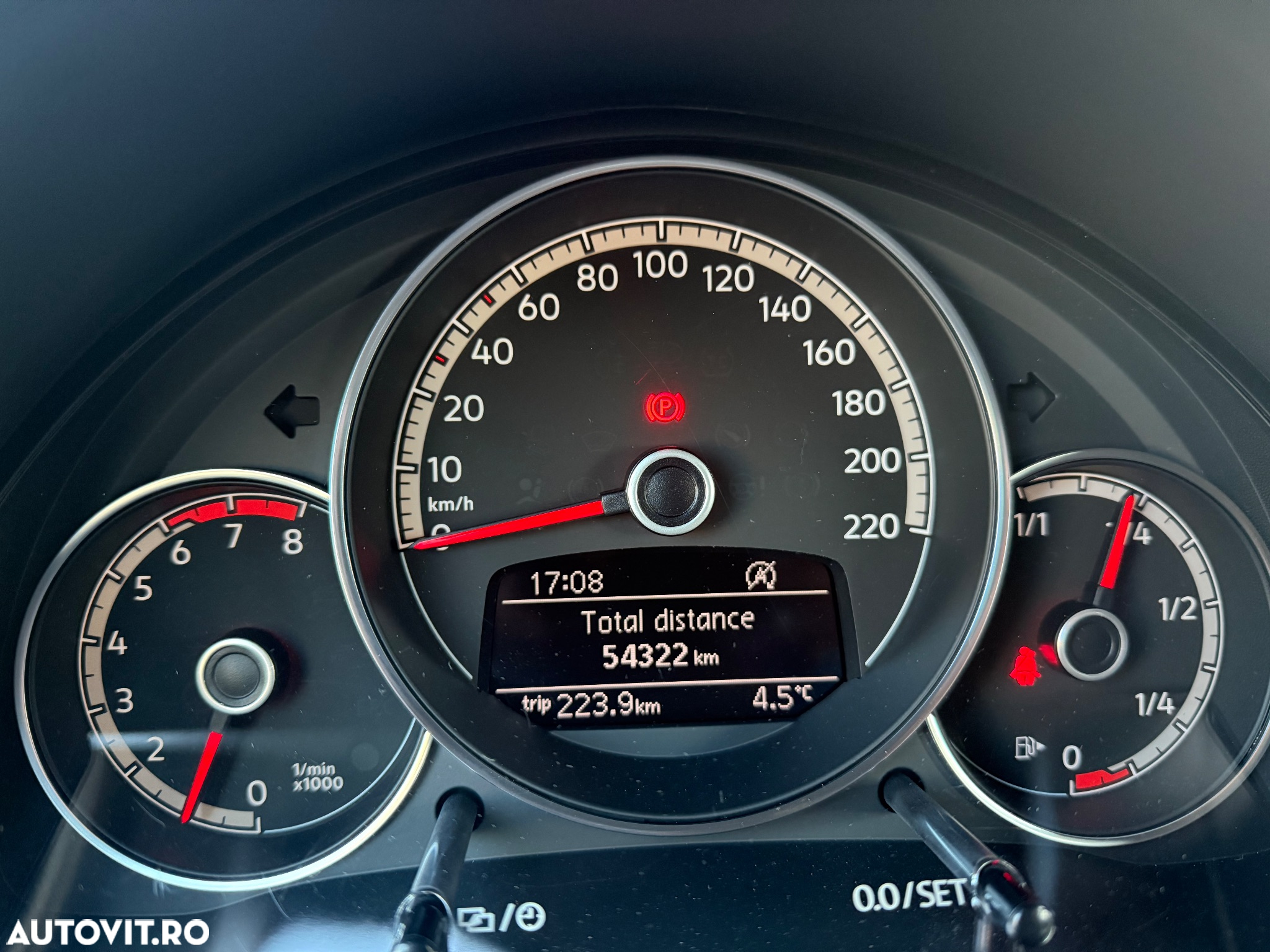 Volkswagen up! GTI - 6
