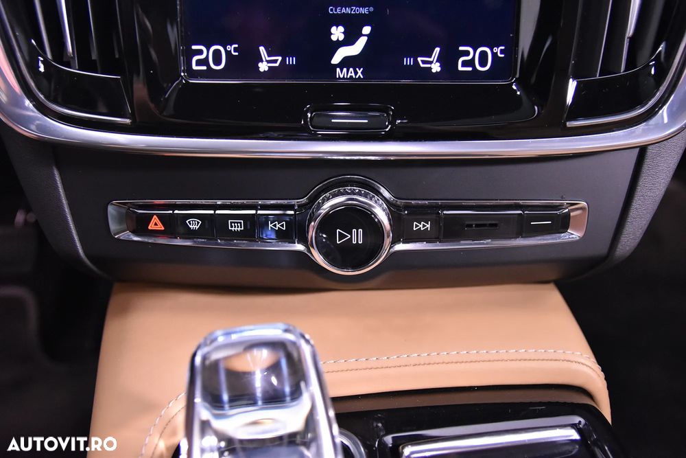 Volvo S90 - 17