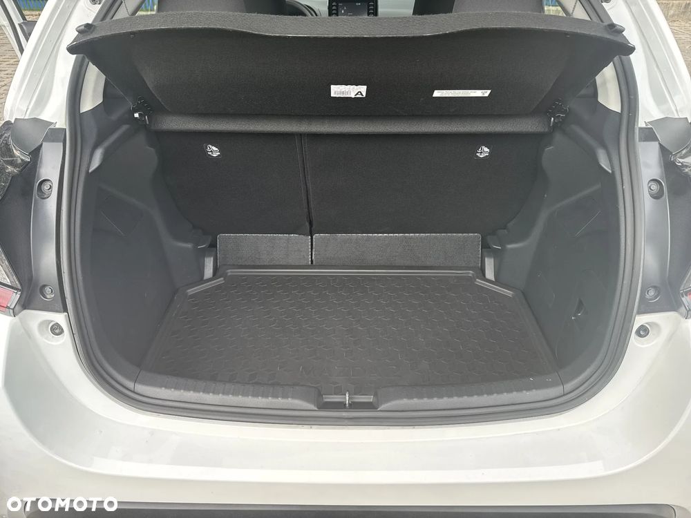 Mazda 2 - 18