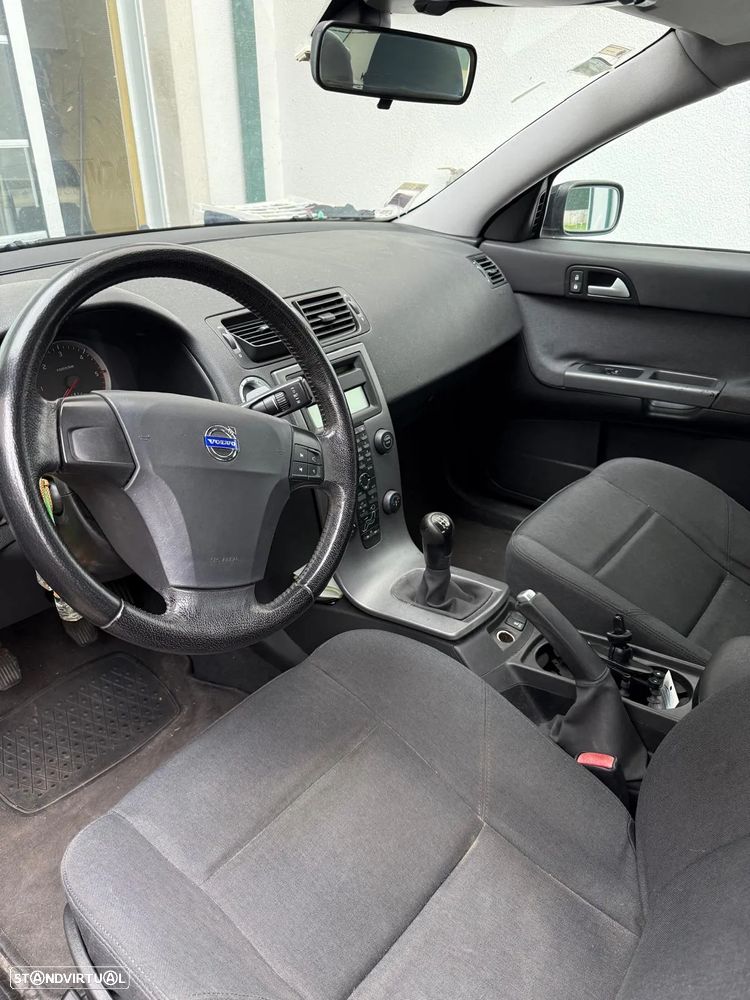 Volvo S40 1.6 D Nível 1 - 8