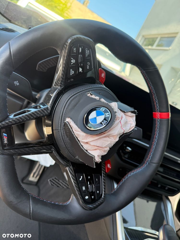 BMW M4 Competition M xDrive - 24