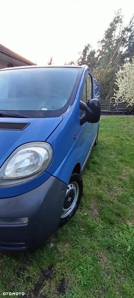 Opel Vivaro - 14