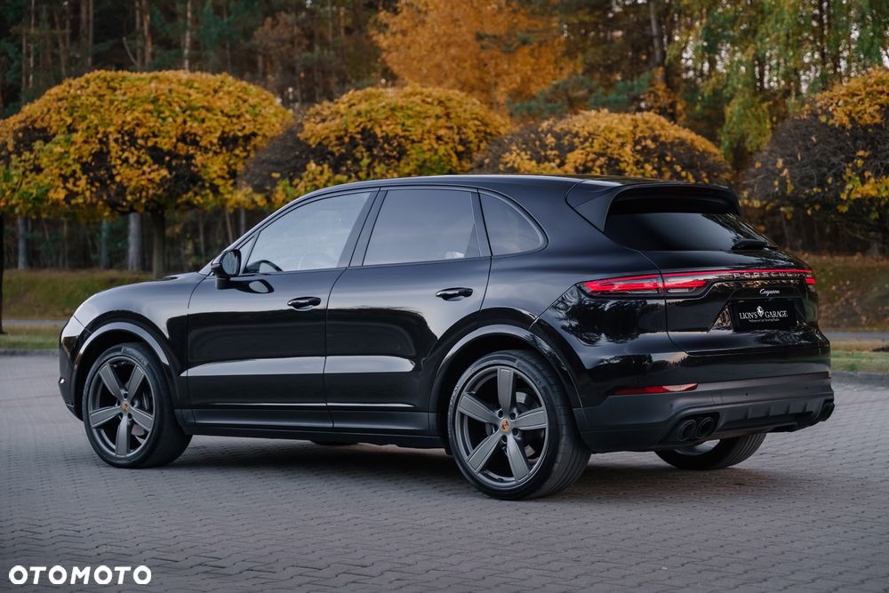 Porsche Cayenne Standard - 21