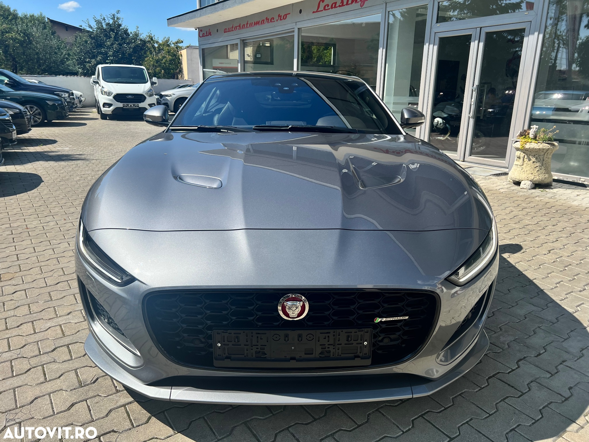 Jaguar F-Type Coupe P300 Aut. R-Dynamic - 2