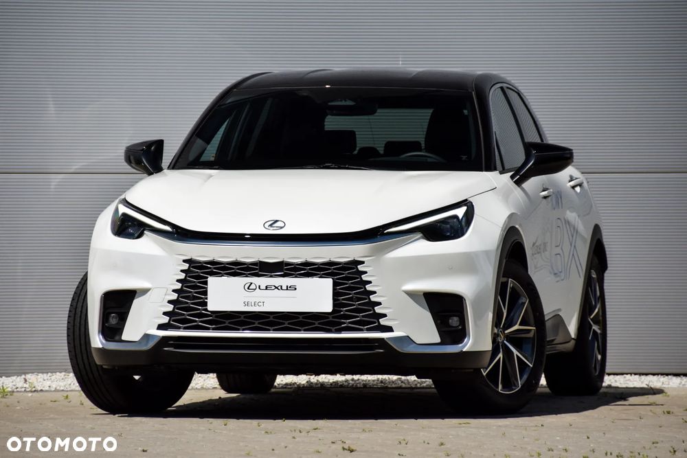 Lexus LBX 1.5 Hybrid Cool AWD - 1