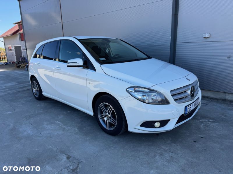 Mercedes-Benz Klasa B 180 CDI 7G-DCT - 2