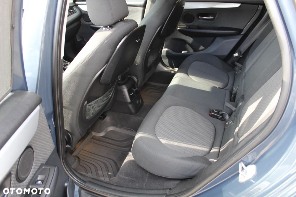 BMW Seria 2 - 16