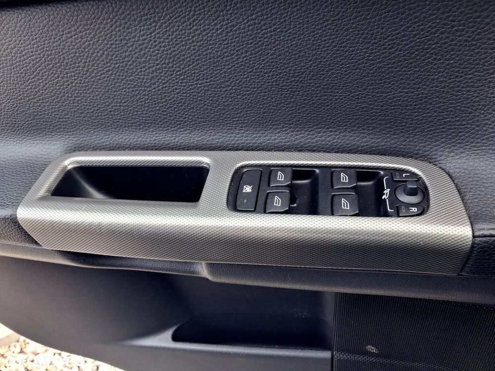 Volvo V50 1.8 Summum - 30