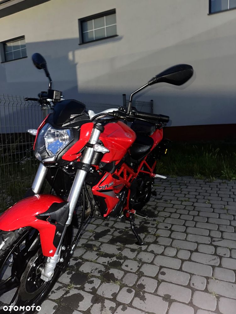 Benelli BN 125 - 9