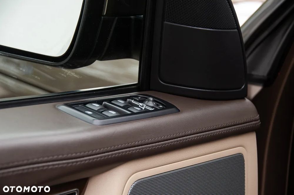 Land Rover Range Rover Sport - 33