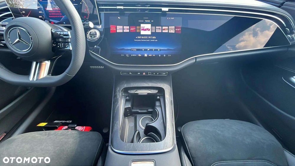 Mercedes-Benz Klasa E - 8