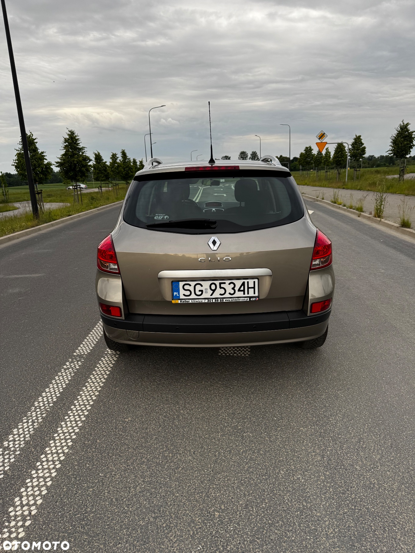 Renault Clio 1.2 16V Authentique - 5