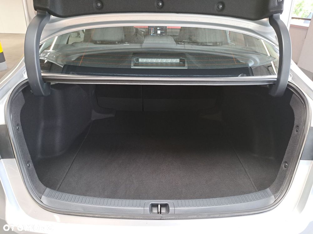 Toyota Corolla 1.8 Hybrid Comfort - 14